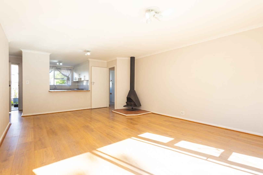 To Let 3 Bedroom Property for Rent in Kenridge Western Cape